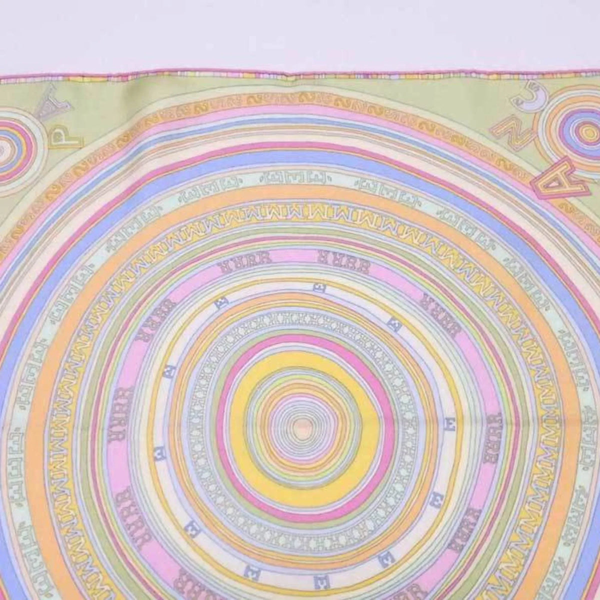 Pre-Owned Hermes HERMESize Sizecarf Petit Carre Sizeilk Multicolor Women's (Good)