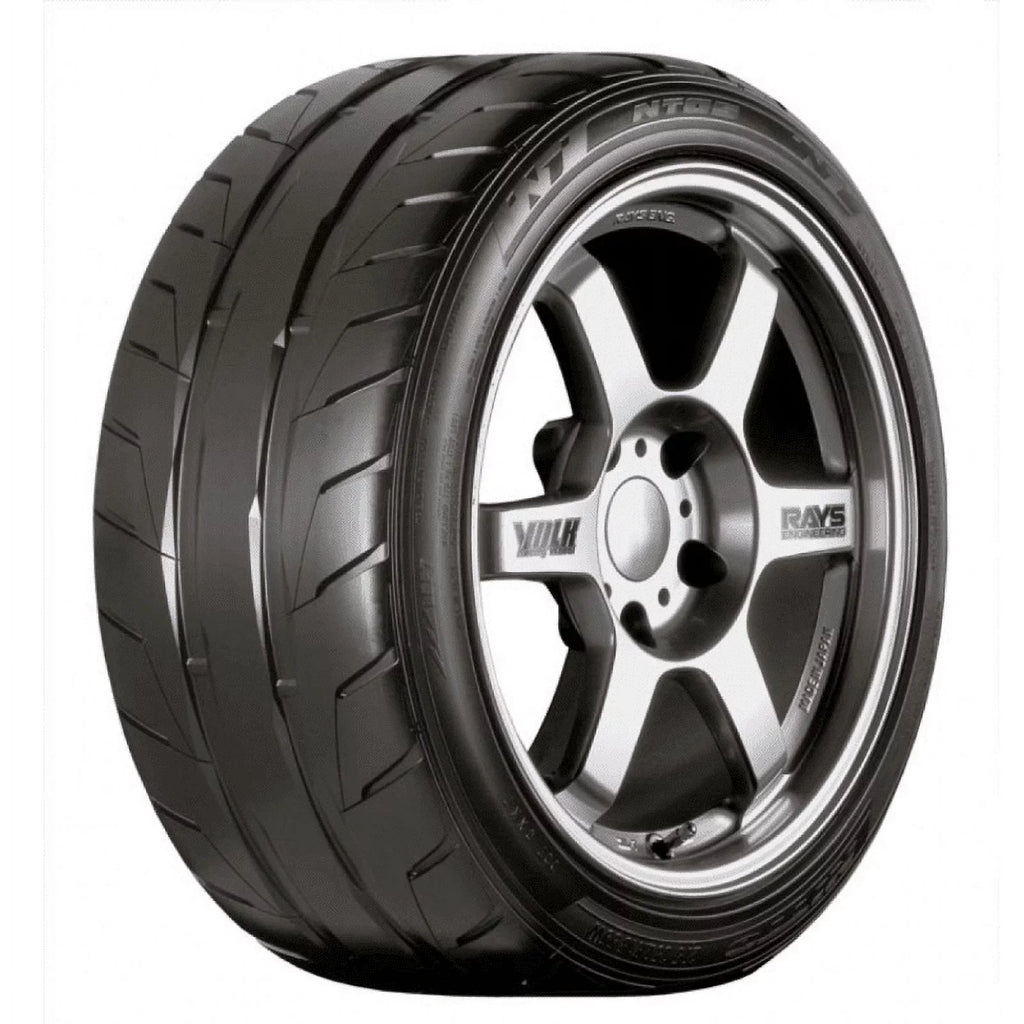 Nitto Recon Grappler 285/60-20 125 Size Tire