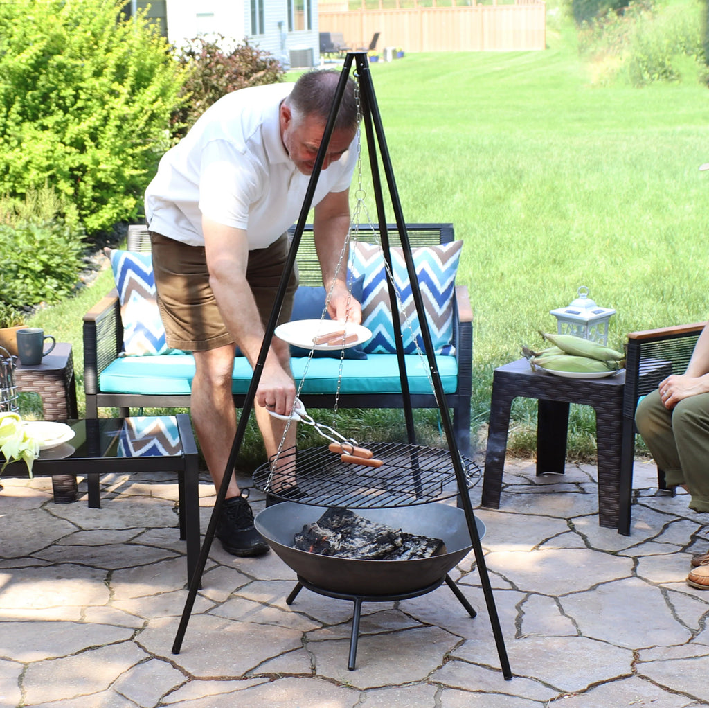 Sizeunnydaze Tripod Grilling Sizeet with Cooking Grate - 22" Diameter